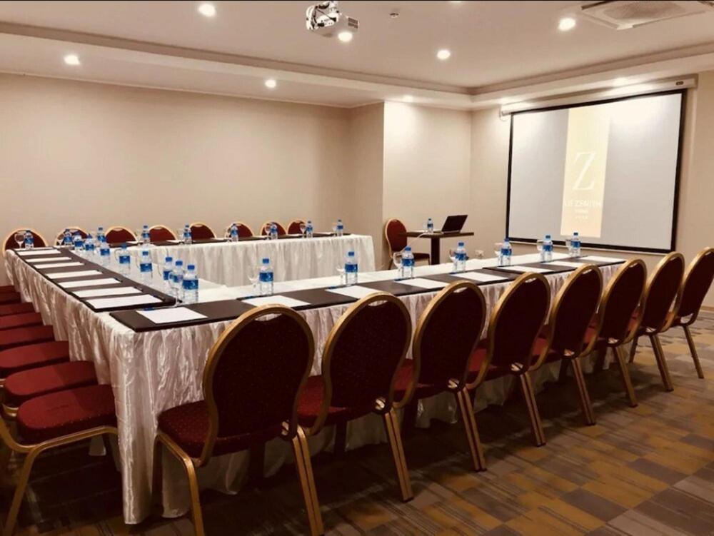 Le Zenith Hotel Οράν Εξωτερικό φωτογραφία