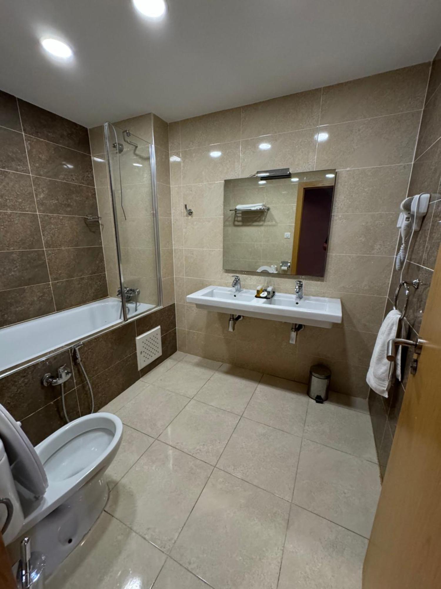 Le Zenith Hotel Οράν Εξωτερικό φωτογραφία