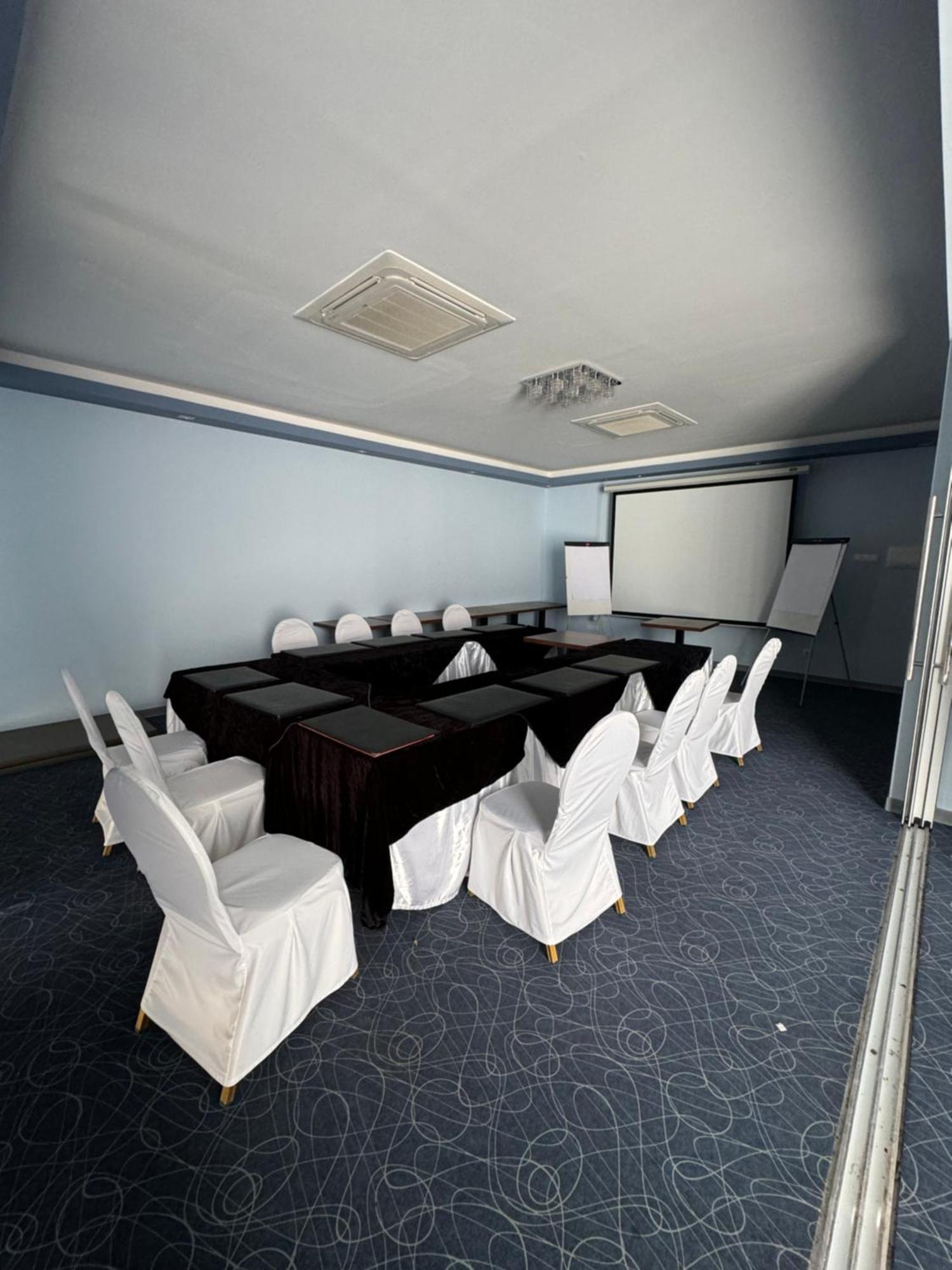 Le Zenith Hotel Οράν Εξωτερικό φωτογραφία