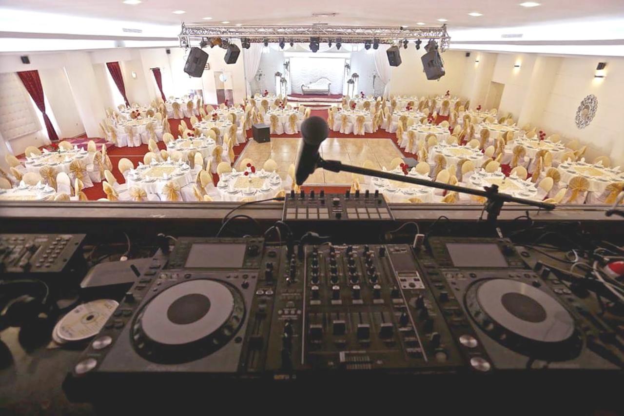 Le Zenith Hotel Οράν Εξωτερικό φωτογραφία