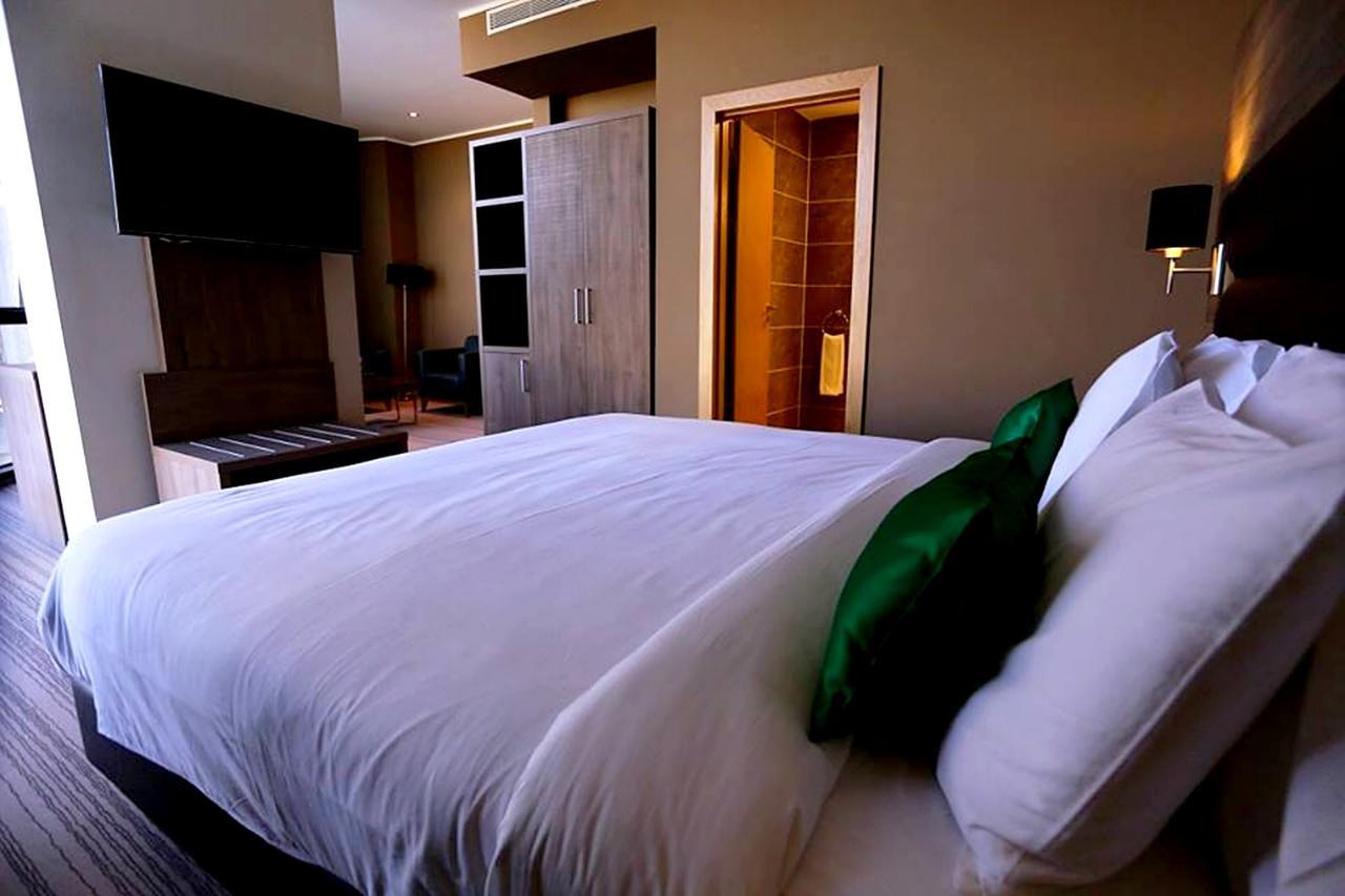 Le Zenith Hotel Οράν Εξωτερικό φωτογραφία